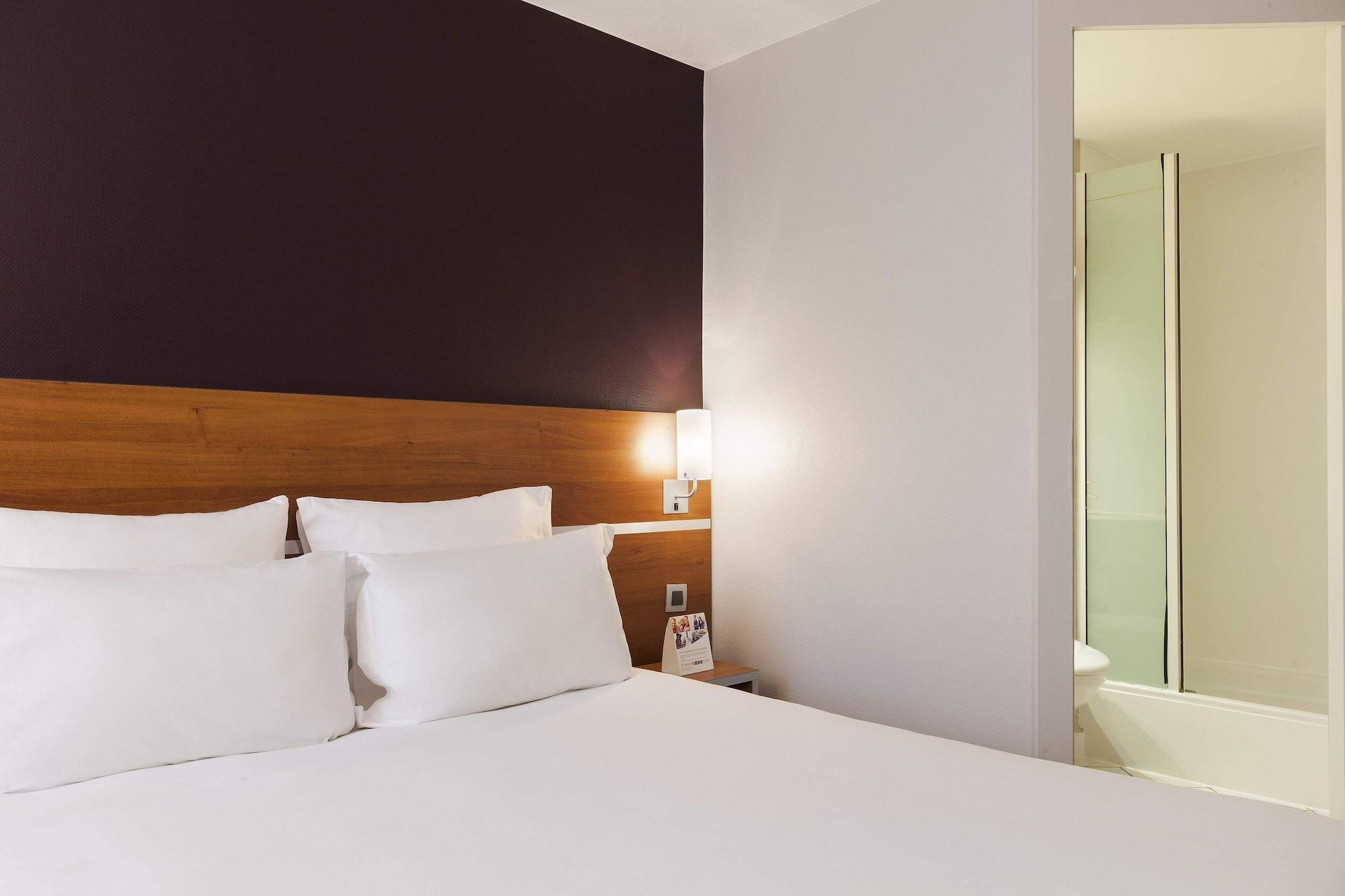 Comfort Hotel Linas - Montlhery Экстерьер фото